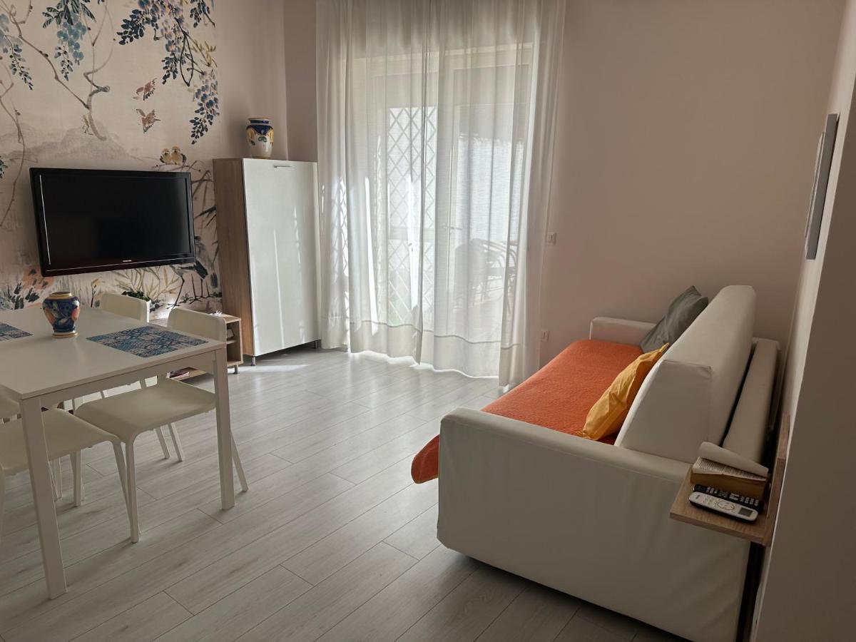 Ferienwohnung La Casa Di Gelsomina SantʼAntonio Abate Exterior foto
